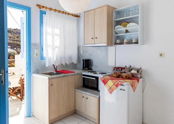 Rita Rooms Sifnos Apartment *