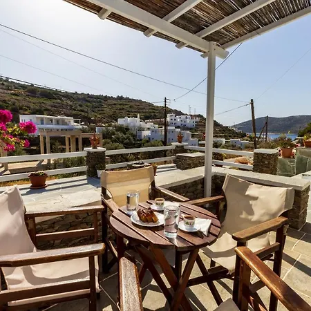 Rita Sifnos Apartman *